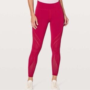 Lululemon Reveal Tight Interconnect *25.5"